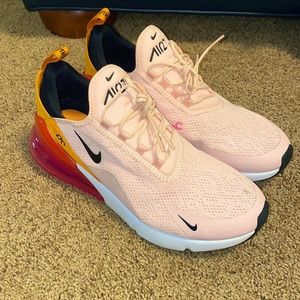 Nike Air Max 270 Tennis Shoes Pink